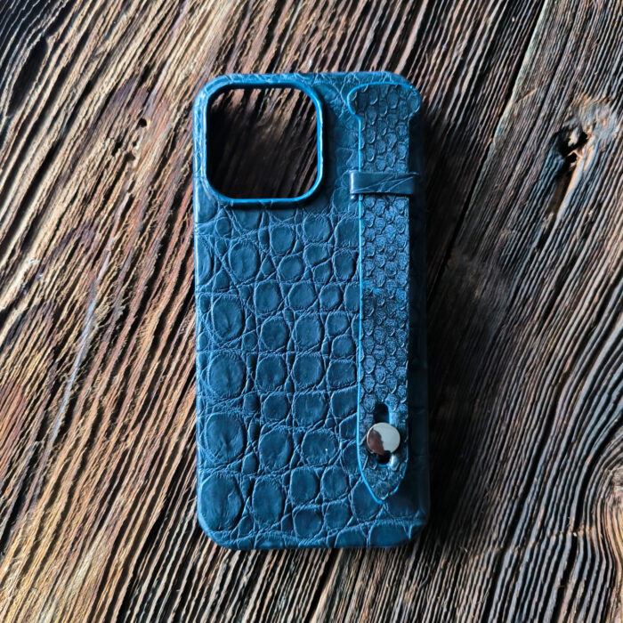 1002-C-PhoneCase-SCREWED-CROCO